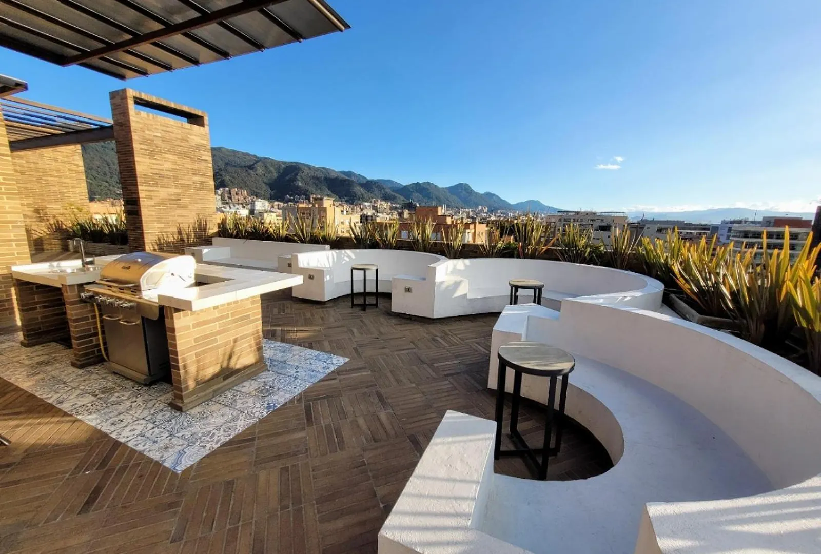 Modern Studio In Chico Bogotá Colombia